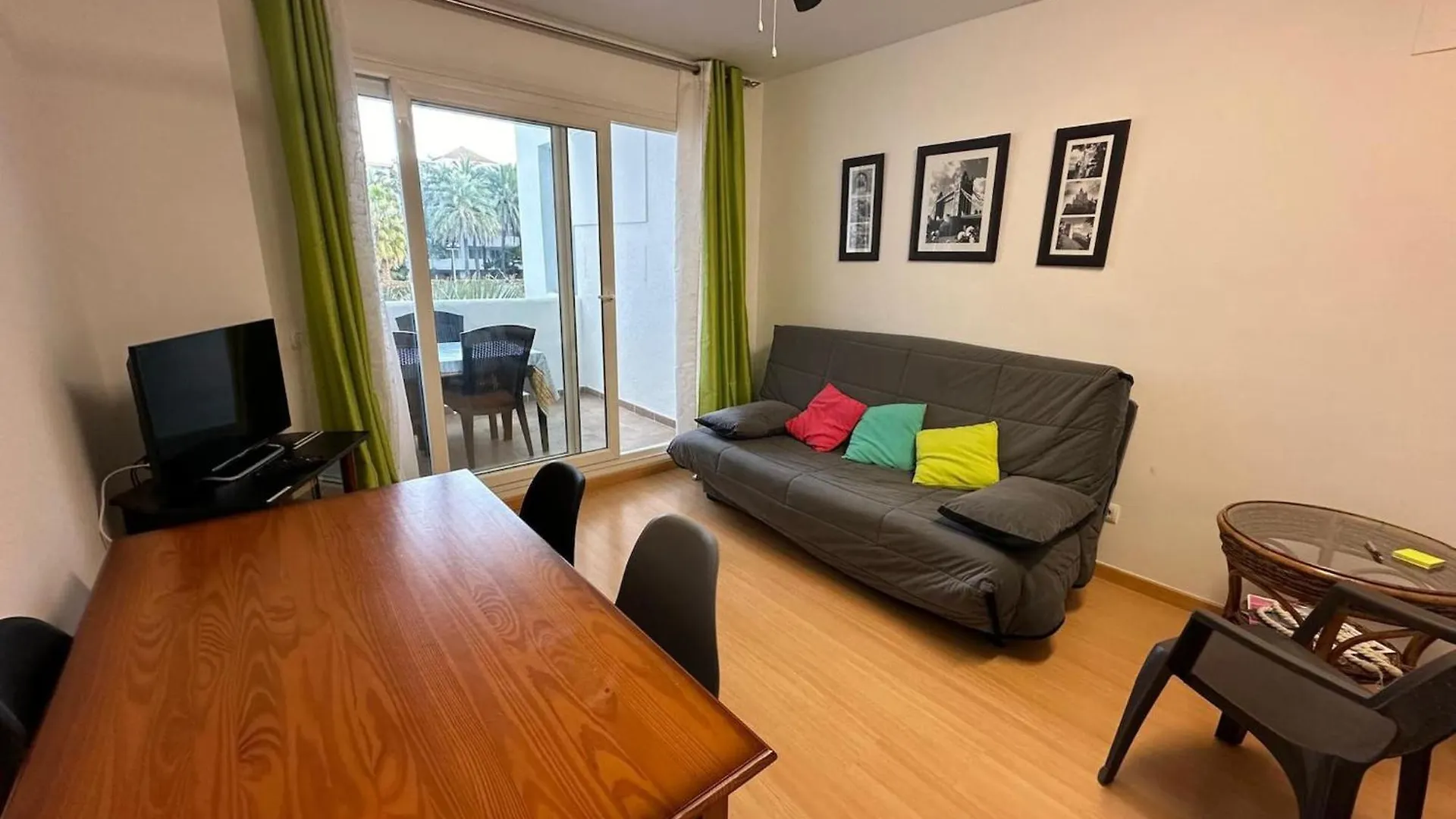 Apartamento Con Vistas A La Psicina Comunitaria Roses 0*,  Spain